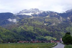 Kampenwand mit Schnee