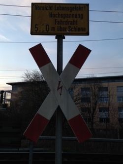 Achtung Gleis