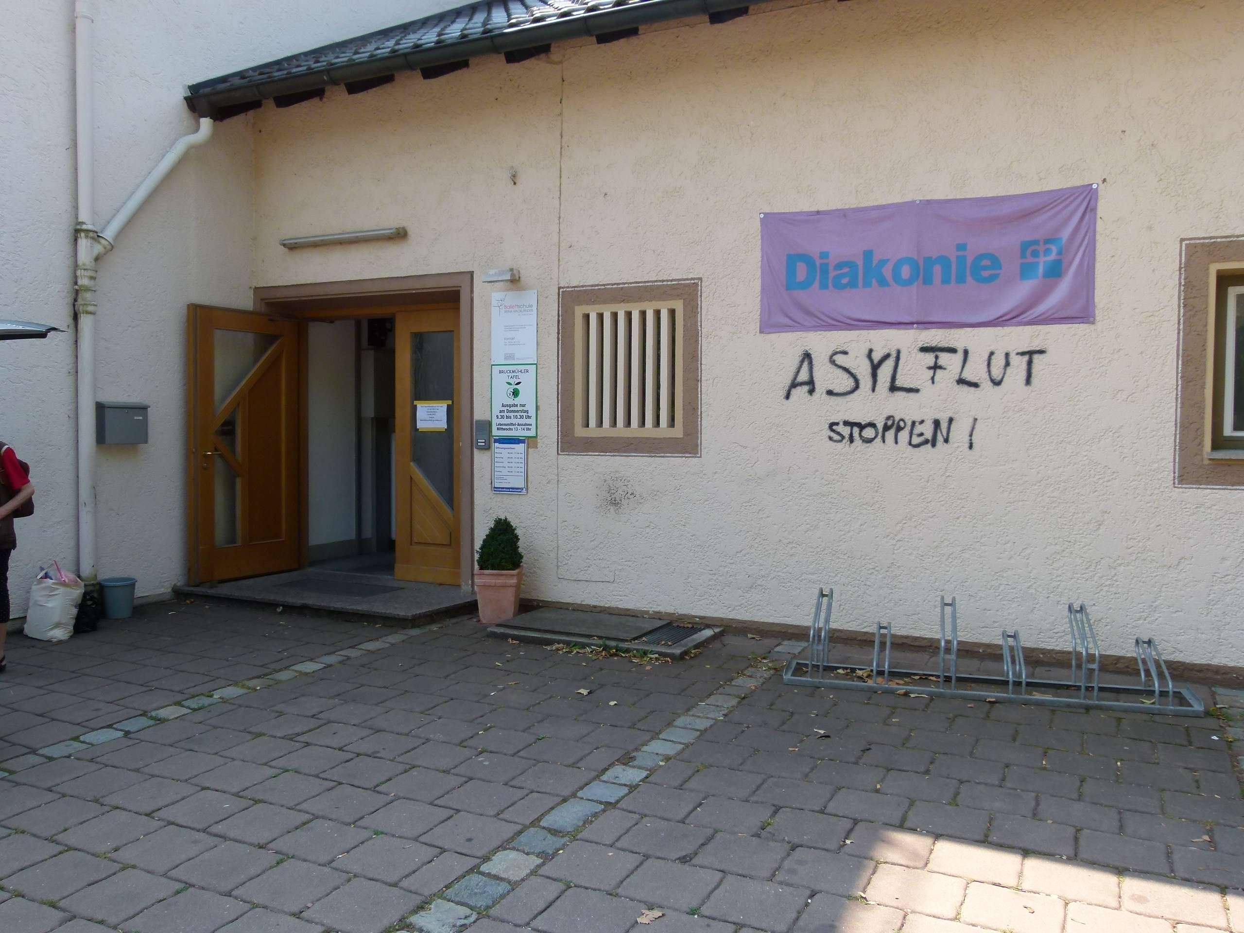 0814 Bruckmühl Schmierereien Tafel1