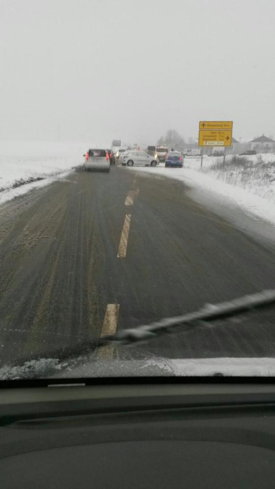 Schneetreiben Unfall